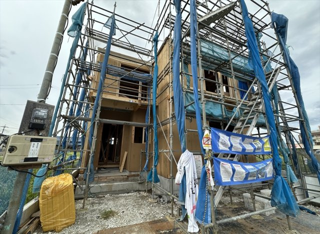 【外観】 | 志木市中宗岡1丁目　建築条件無売地　全26区画　(丸井志木店) | 販売現地／2026年3月6日撮影
全26区画の大型分譲地。新しいコミュニティが広がる街並みです。