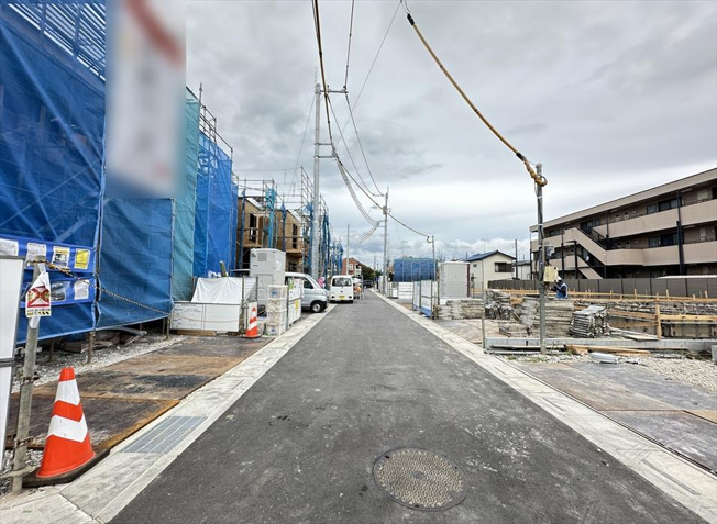 【外観】 | 志木市中宗岡1丁目　建築条件無売地　全26区画　(丸井志木店) | 販売現地／2026年3月6日撮影
スーパーや生活施設が徒歩圏内に揃う、暮らしやすいロケーション。