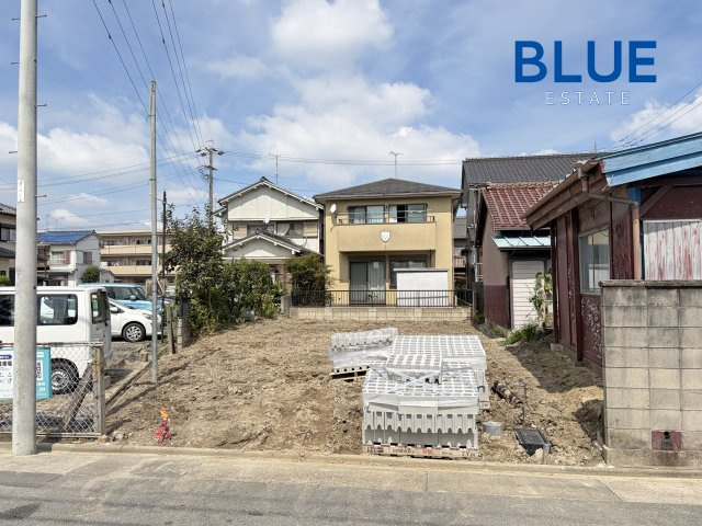 【港区惟信町Ⅳ 限定1邸】南向き×収納充実の前面道路含む現地写真|現地（2026年9月中旬）撮影
