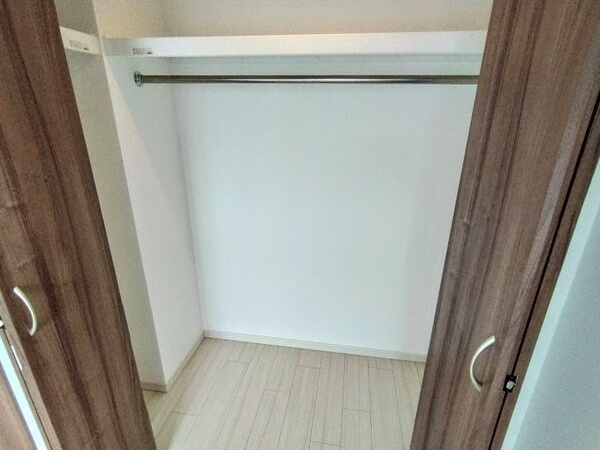 アール大阪グランデの収納