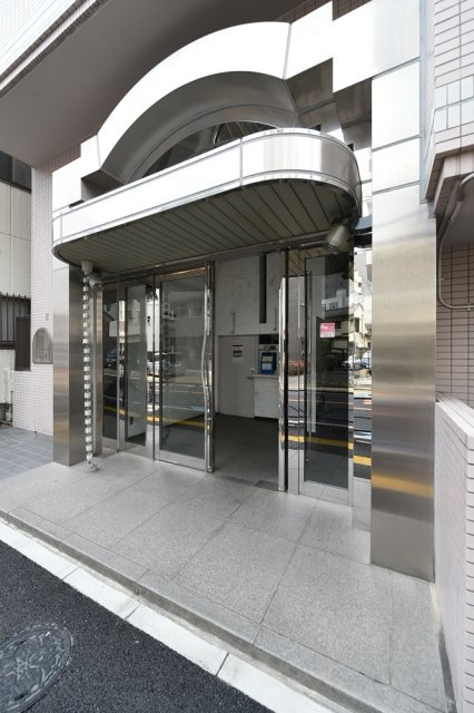 藤和シティコープ新大塚のエントランス