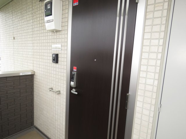 レセーナの玄関