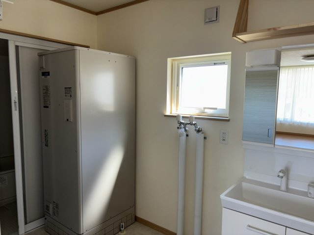 未入居戸建　小泉の洗面所|コンパクトで使いやすい洗面所