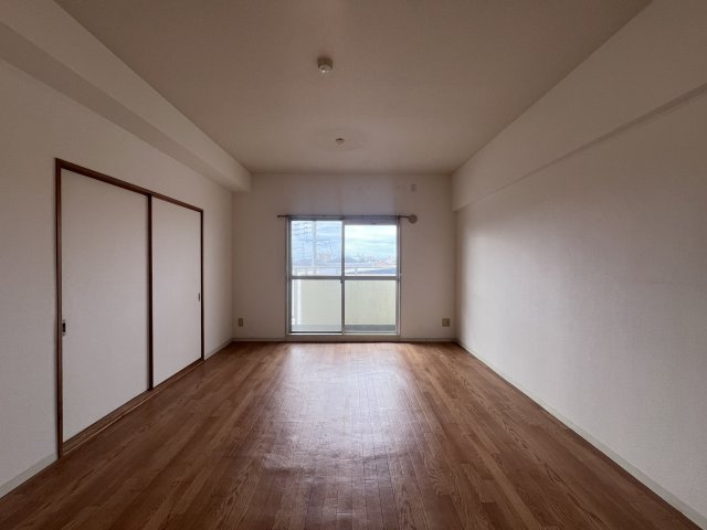 ベルトピア西明石Ⅲの居間・リビング