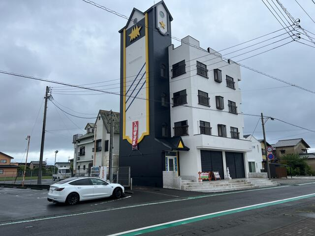 牧之原市静波　中古マンションの外観