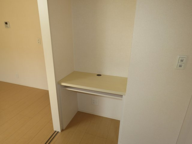 ロンサールのその他|デスク