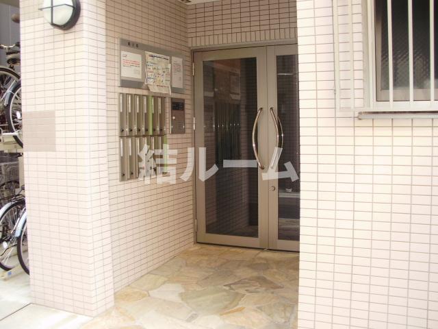 板橋区中板橋の賃貸マンションのエントランス