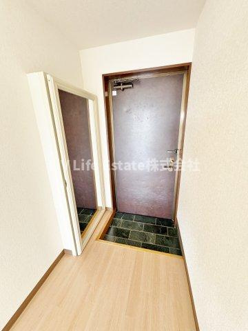 シンセリティ津田の玄関