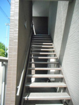 落ち着いたエントランスです