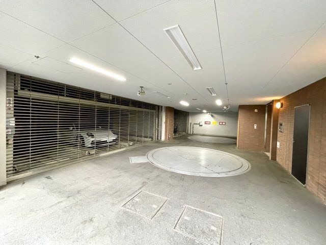レジディア代官山の駐車場|オートロック　宅配ＢＯＸ あります♪