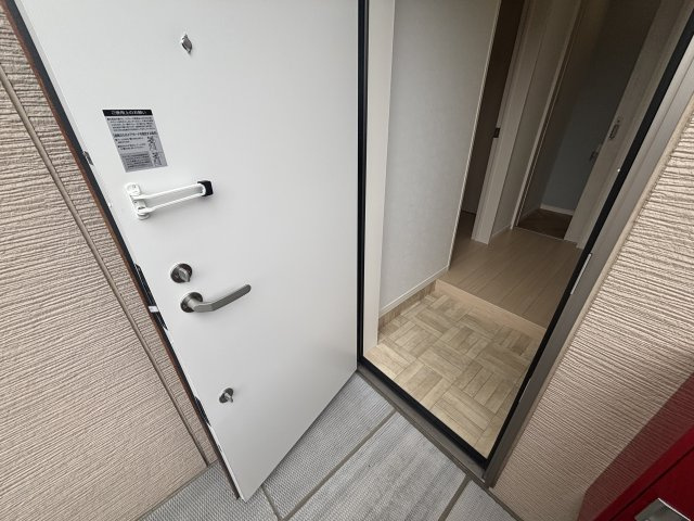アニーサ.ケーの玄関