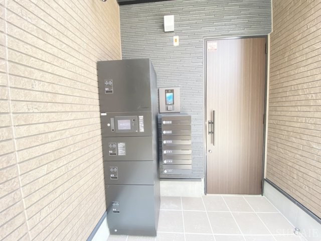 イルレガーロ北小岩のエントランス|まとまりのあるエントランス☆