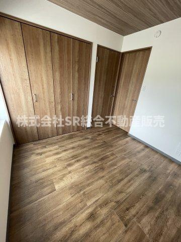 西堤本通東2丁目中古テラスハウスの洋室|きれいな洋室です