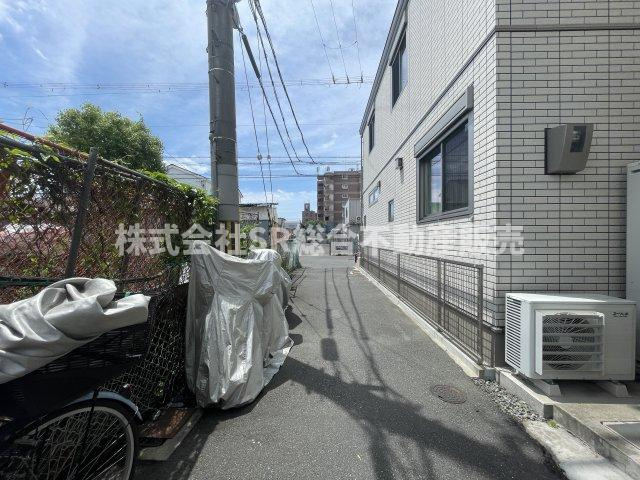 西堤本通東2丁目中古テラスハウスの前面道路含む現地写真|前面道路含む現地写真です