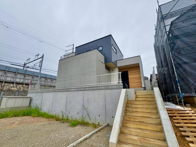 草津市追分5丁目　新築戸建ての外観