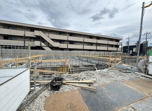【外観】 | 志木市中宗岡1丁目　建築条件無売地　全26区画　(丸井志木店) | 販売現地／2026年3月6日撮影
全26区画の大型分譲地。新しいコミュニティが広がる街並みです。