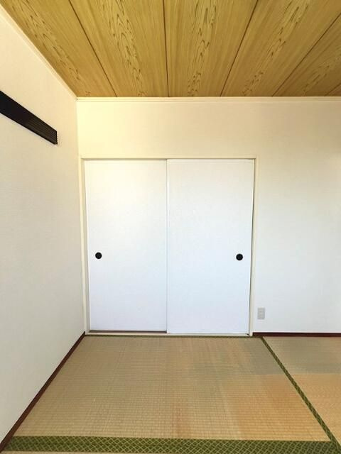 横浜市戸塚区原宿１丁目のアパートの収納