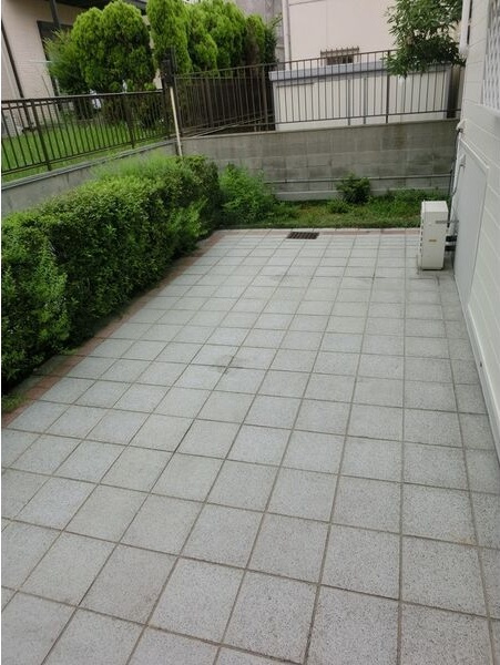 ウエストハウスの庭