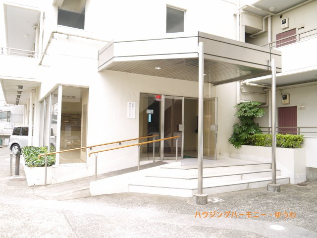 【エントランス】 | 常盤台グリーンハイツ | 清廉とされたエントランスになっています。