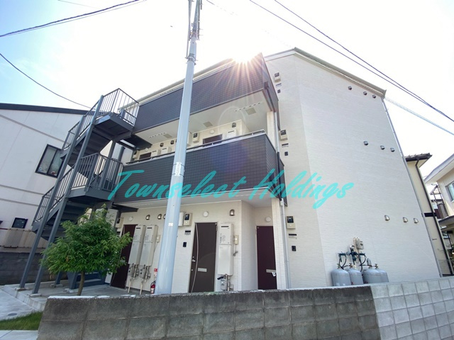 茅ヶ崎市浜竹１丁目のアパート