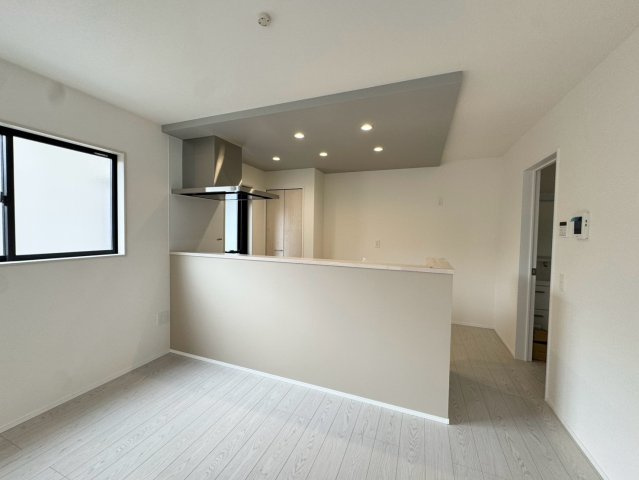 Adoble+ーアドブル＋小倉南区東貫2丁目1期　【小倉南区　新築戸建て】の居間・リビング