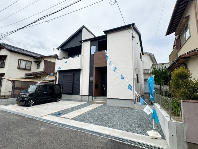 Adoble+ーアドブル＋小倉南区東貫2丁目1期　【小倉南区　新築戸建て】の駐車場