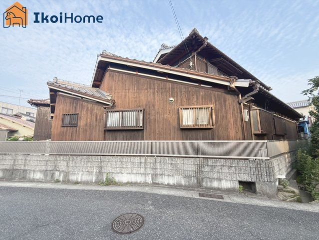 神戸市西区上新地1丁目　中古戸建の外観|2005年築！広々6SLDK！2世帯も可能な住宅になります！大久保ICまでも近い立地になります♪