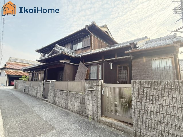 神戸市西区上新地1丁目　中古戸建のエントランス|物件・当店の最寄駅まで無料送迎！最短10分で指定場所へお迎えに向かいます！まずはお問い合わせください
