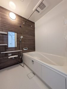 草津市草津4丁目1期　新築戸建の浴室
