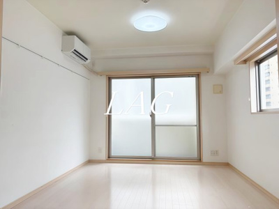 【居間・リビング】 | メディウス虎ノ門 | 洋室のお部屋です。
