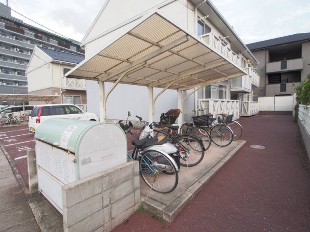 フレグランス大畠　B棟の駐車場