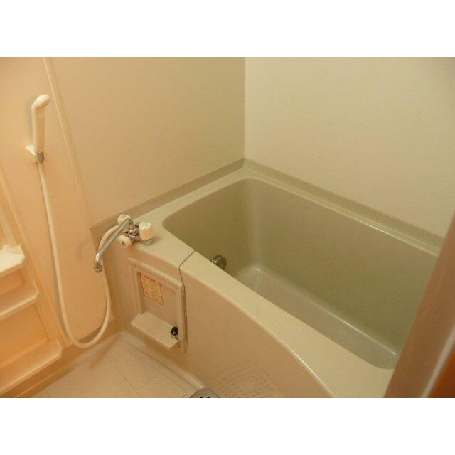目黒区原町１丁目の賃貸マンションの浴室