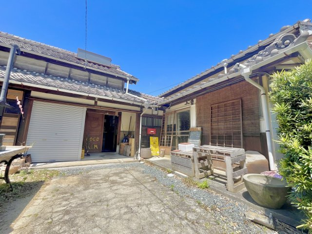 売中古戸建　浜名区三ヶ日町大崎の外観|四季を感じる風通しの良い古民家。