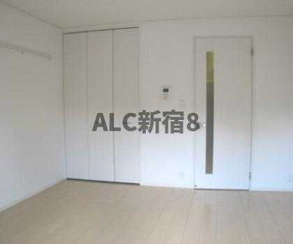 新宿区百人町１丁目のアパートの内装