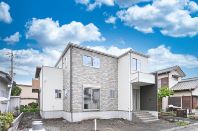 【外観】 | 太田市東矢島町1期　テラシエ | 街中から１本入った閑静な住宅街に建つ新築戸建て住宅が完成しました！