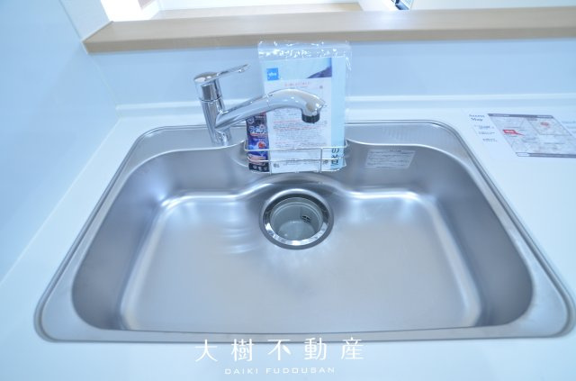 【キッチン】 | 座間市相模が丘3丁目　新築戸建て　全１棟【仲介手数料無料】