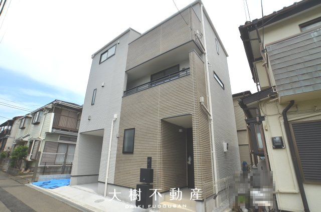 【外観】 | 座間市相模が丘3丁目　新築戸建て　全１棟【仲介手数料無料】 | 建物完成しました！！内見可能です♪