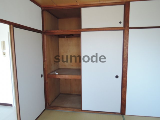 マンション緑町の収納