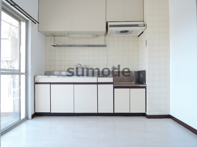 マンション緑町の居間・リビング