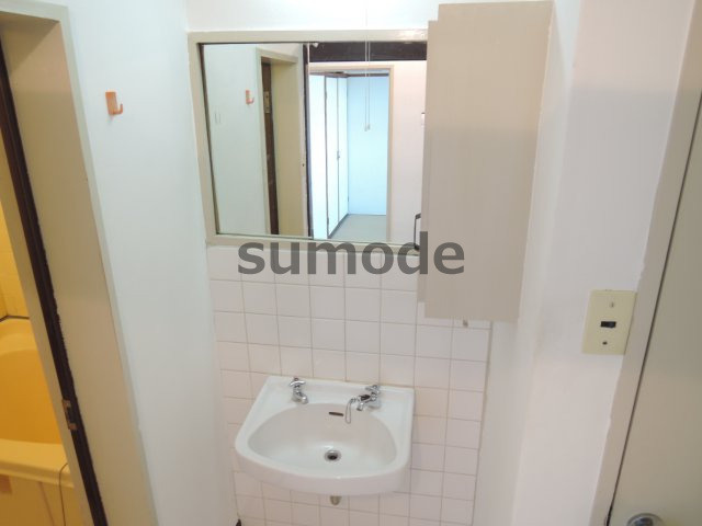 マンション緑町の洗面所
