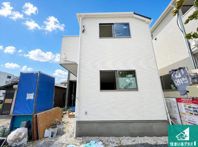 伊丹市荻野　第3期　新築一戸建ての外観|周辺は落ち着いた街並みの住宅地！子育てがしやすい住環境です！まだ未完成ですが、現地でしかわからない事もございます。是非一度ご覧ください。