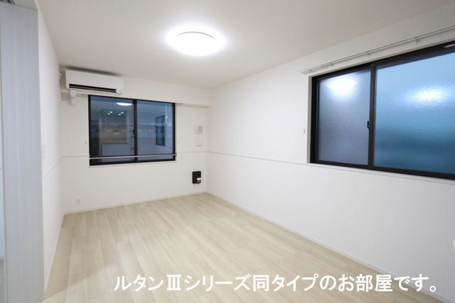 リゾ ハヤテ　　刈谷市の賃貸ならクラスホーム刈谷店の居間・リビング