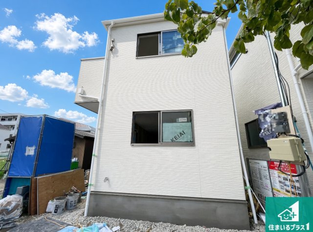 伊丹市荻野　第3期　新築一戸建ての外観|周辺は落ち着いた街並みの住宅地！子育てがしやすい住環境です！まだ未完成ですが、現地でしかわからない事もございます。是非一度ご覧ください。
