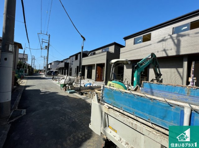 神戸市西区竜が岡　第8期　新築一戸建ての前面道路含む現地写真|周辺は落ち着いた街並みの住宅地！子育てがしやすい住環境です！まだ未完成ですが、現地でしかわからない事もございます。是非一度ご覧ください。