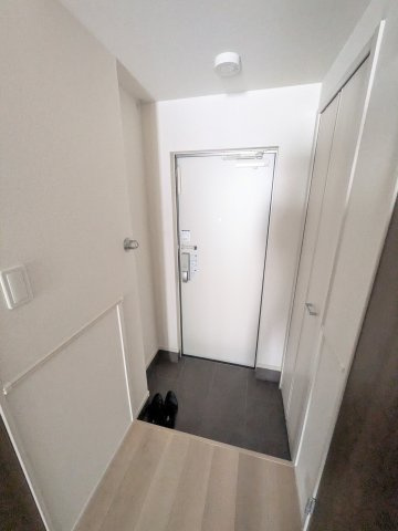 ブレーメンハウスの玄関|※同タイプの間取りの別号室です
