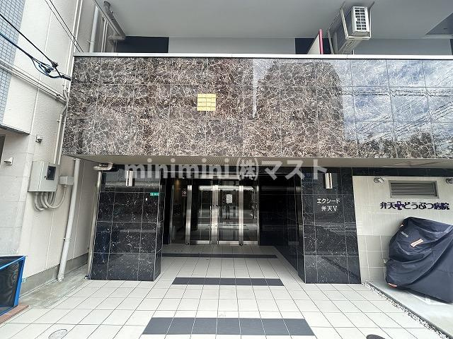 エクシード弁天Ⅴのエントランス
