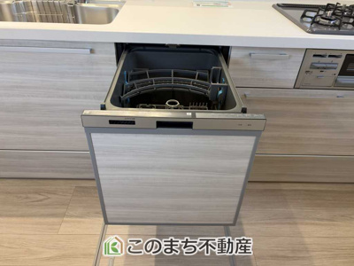 【キッチン】 | ワイウッドコート小山市羽川第2期　 | 食器洗浄乾燥機付きで時短家事が可能です☆