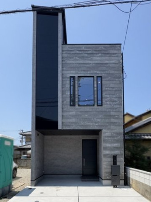 【外観】 | 堺市中区福田　新築戸建 | 環境に優しいオール電化住宅！小学校徒歩10分圏内。スーパーや飲食店など多彩な店舗が集結。