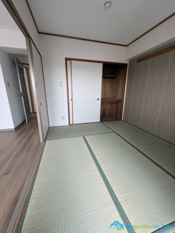 ライオンズマンション寒川第２の和室