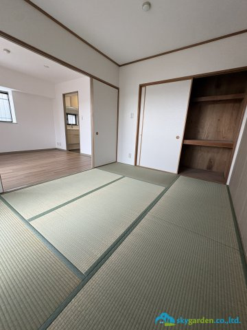 ライオンズマンション寒川第２の和室